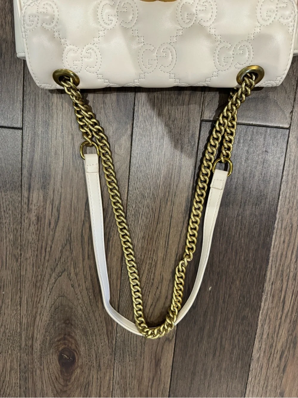 Gucci Cream GG Quilted Shoulder Bag with Gold Chain